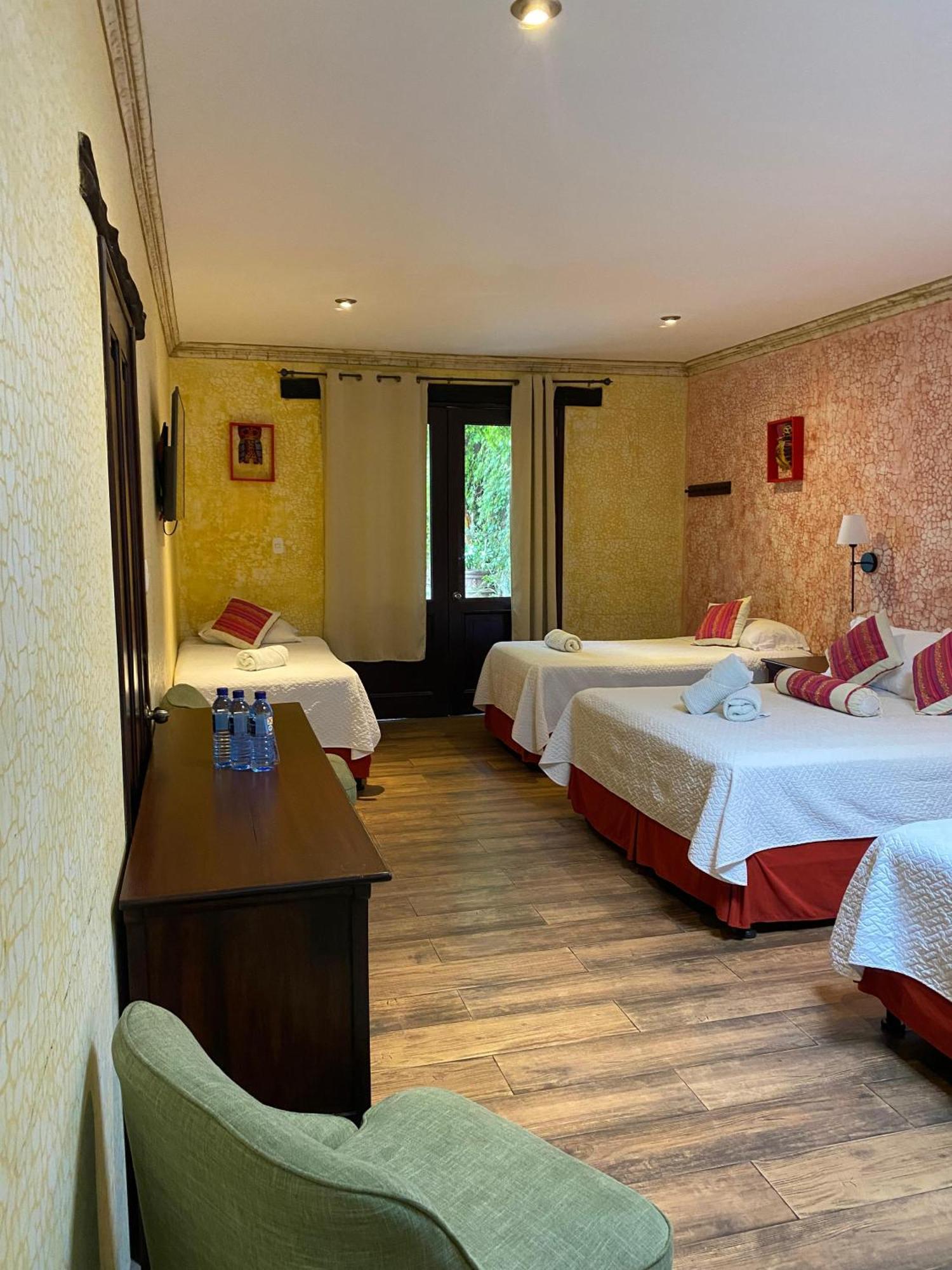 Casa Mia Hotel Антигуа-Гватемала Экстерьер фото