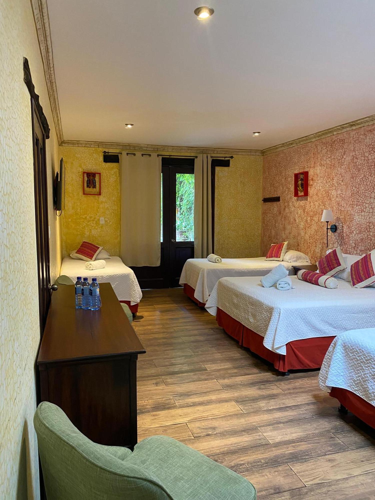 Casa Mia Hotel Антигуа-Гватемала Экстерьер фото